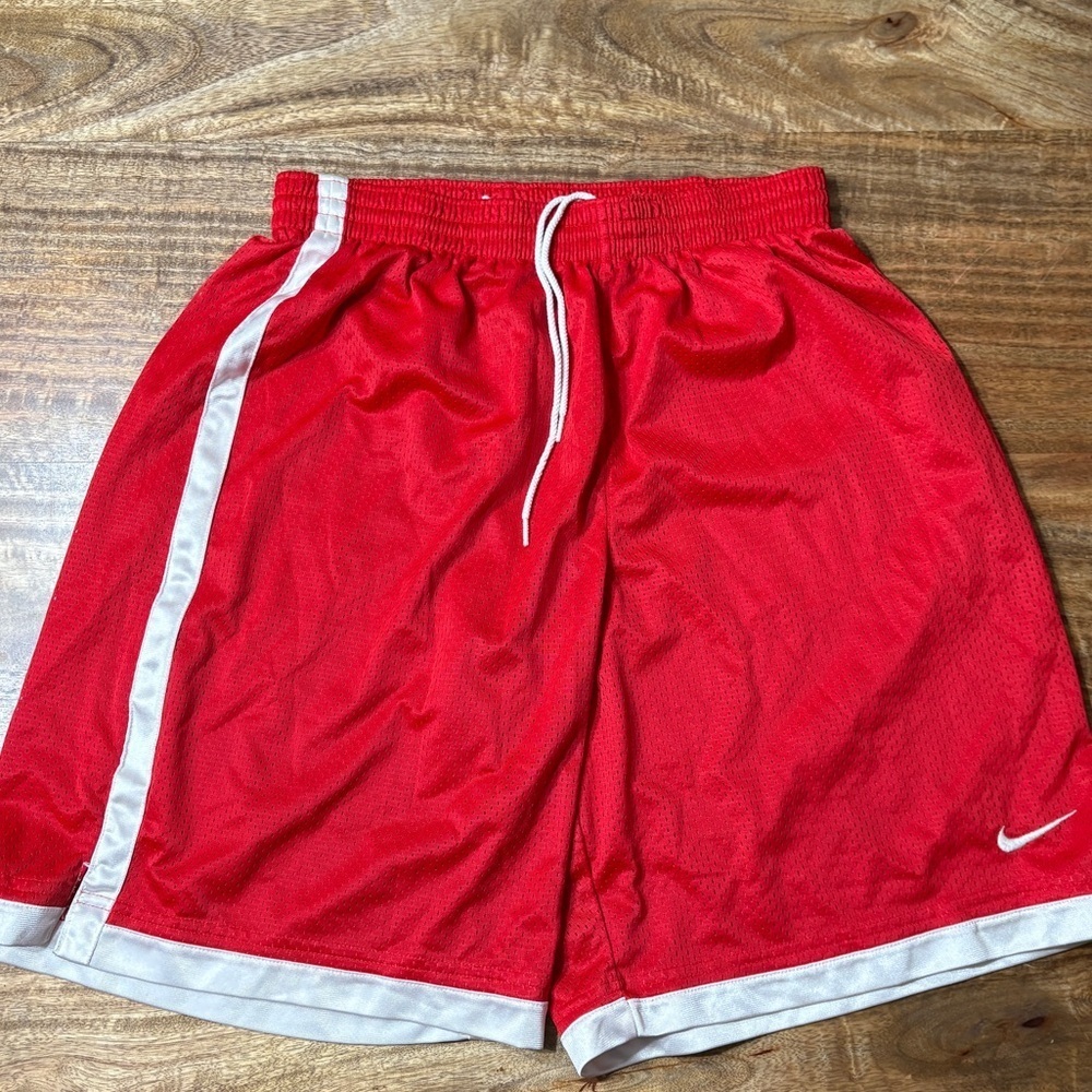 Vintage Nike Mens Mesh Basketball Shorts Drawstring Waist Running Red Size L